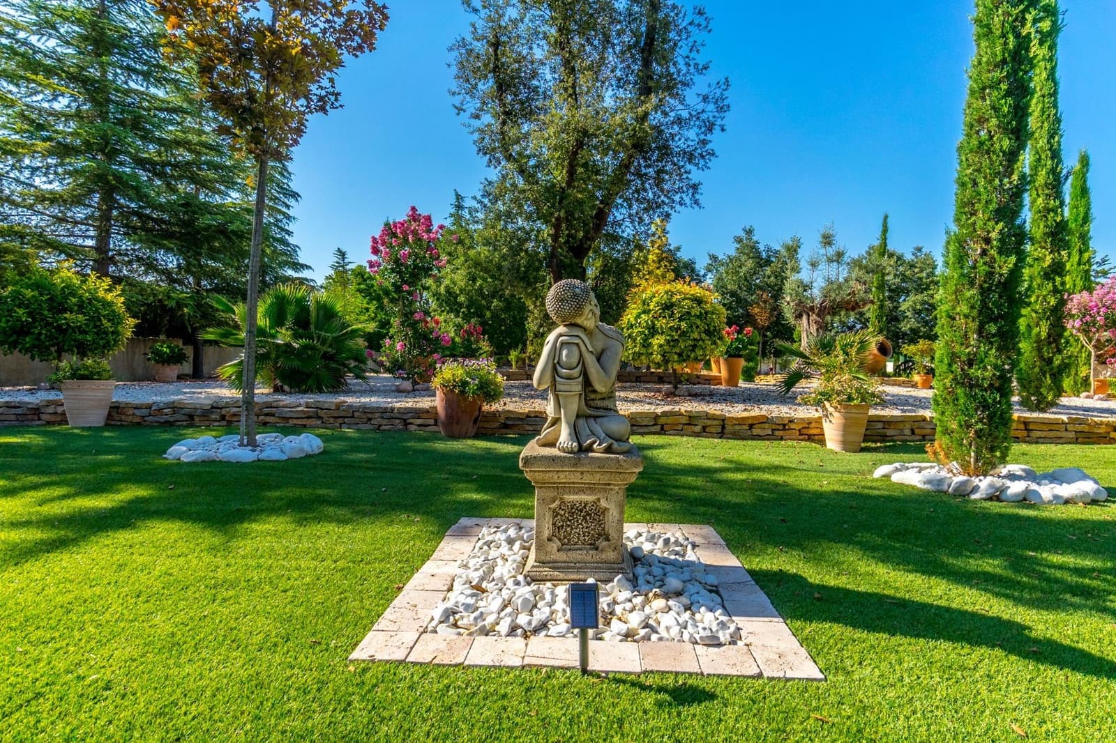 Chalet de 4 habitaciones en Onil en venta con piscina garaje - 950.000 € (Ref: 9744191)