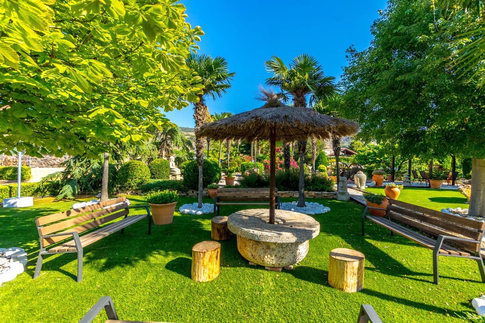 Chalet de 4 habitaciones en Onil en venta con piscina garaje - 950.000 € (Ref: 9744191)