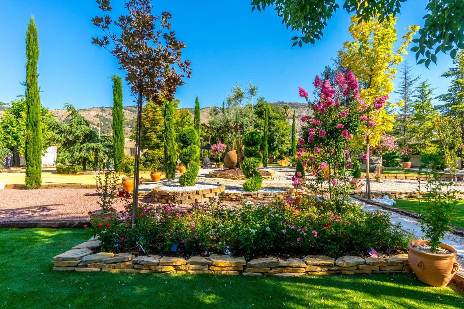 Chalet de 4 habitaciones en Onil en venta con piscina garaje - 950.000 € (Ref: 9744191)