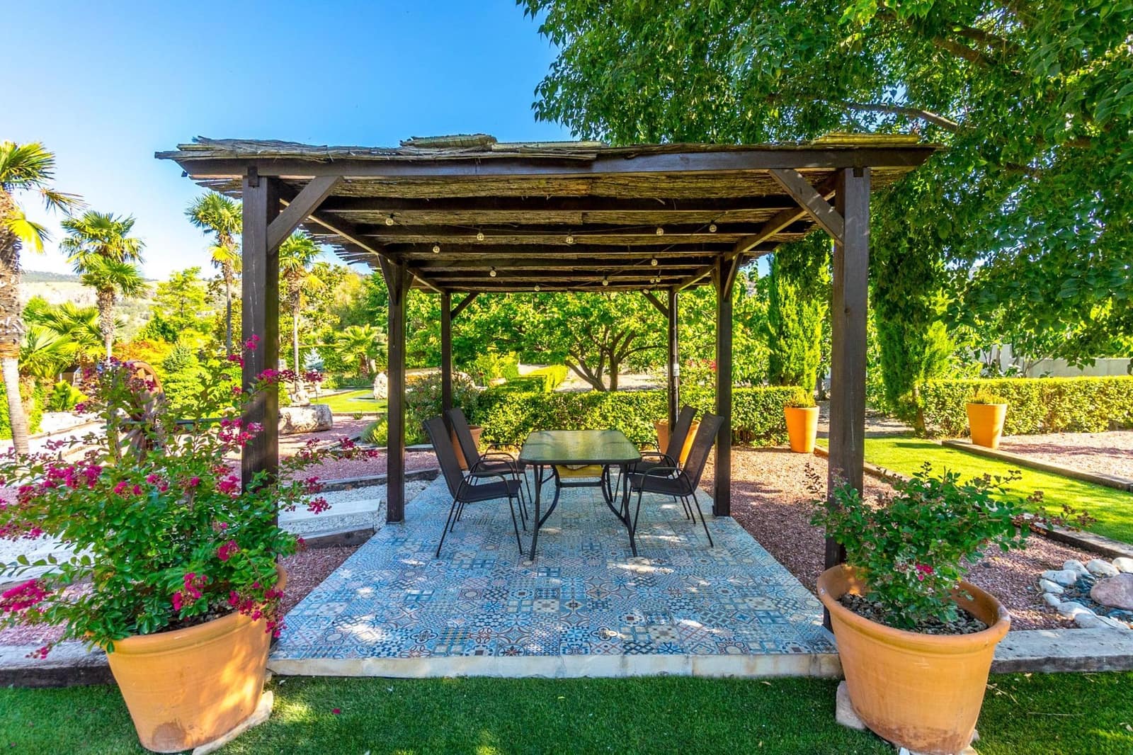 Chalet de 4 habitaciones en Onil en venta con piscina garaje - 950.000 € (Ref: 9744191)