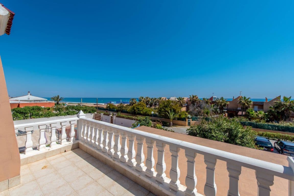 Chalet de 6 habitaciones en La Mata en venta con piscina garaje - 950.000 € (Ref: 9780777)