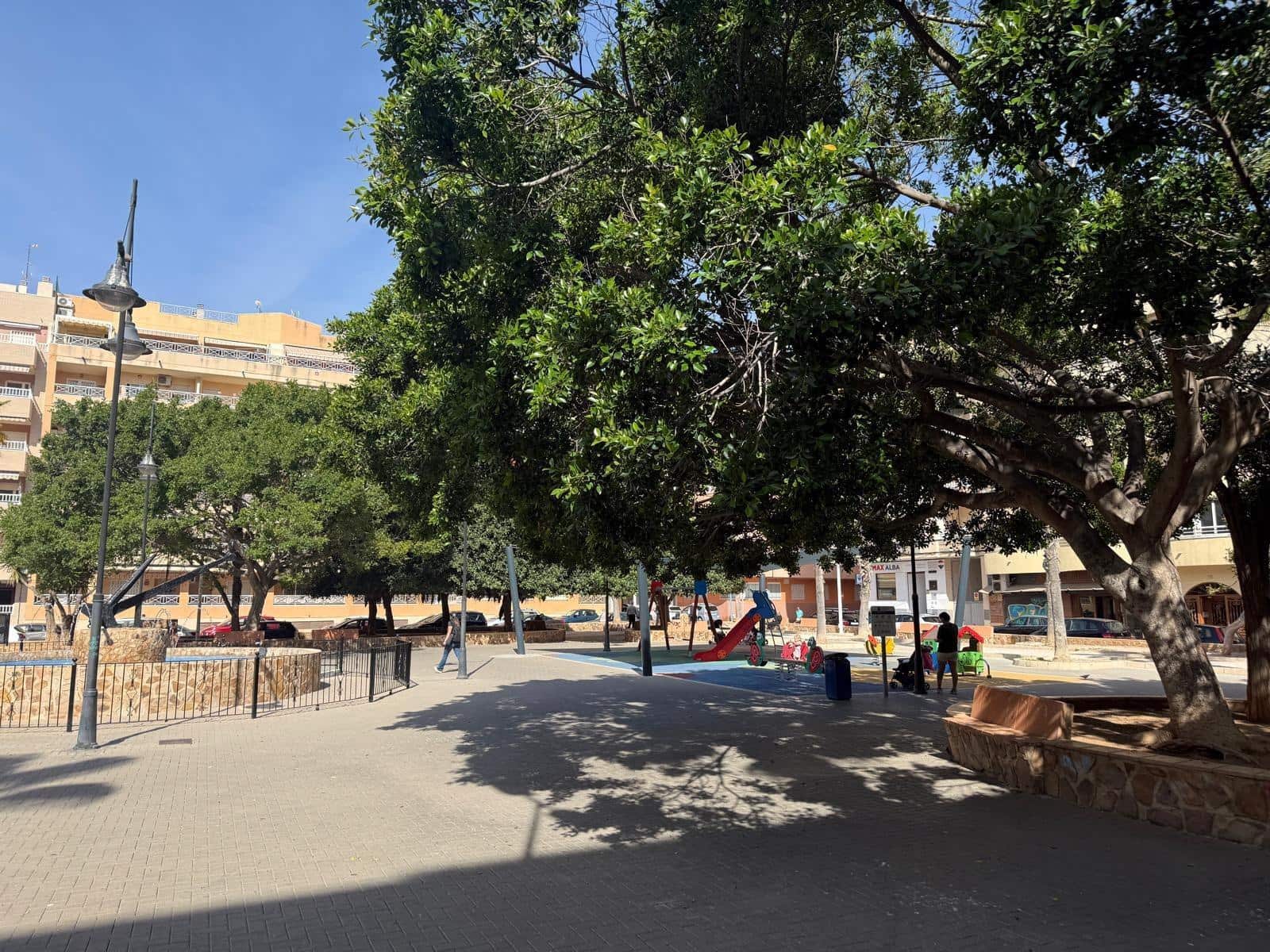 2 Zimmer Apartment zu verkaufen in Torrevieja mit Pool - 159.000 € (Ref: 9797347)