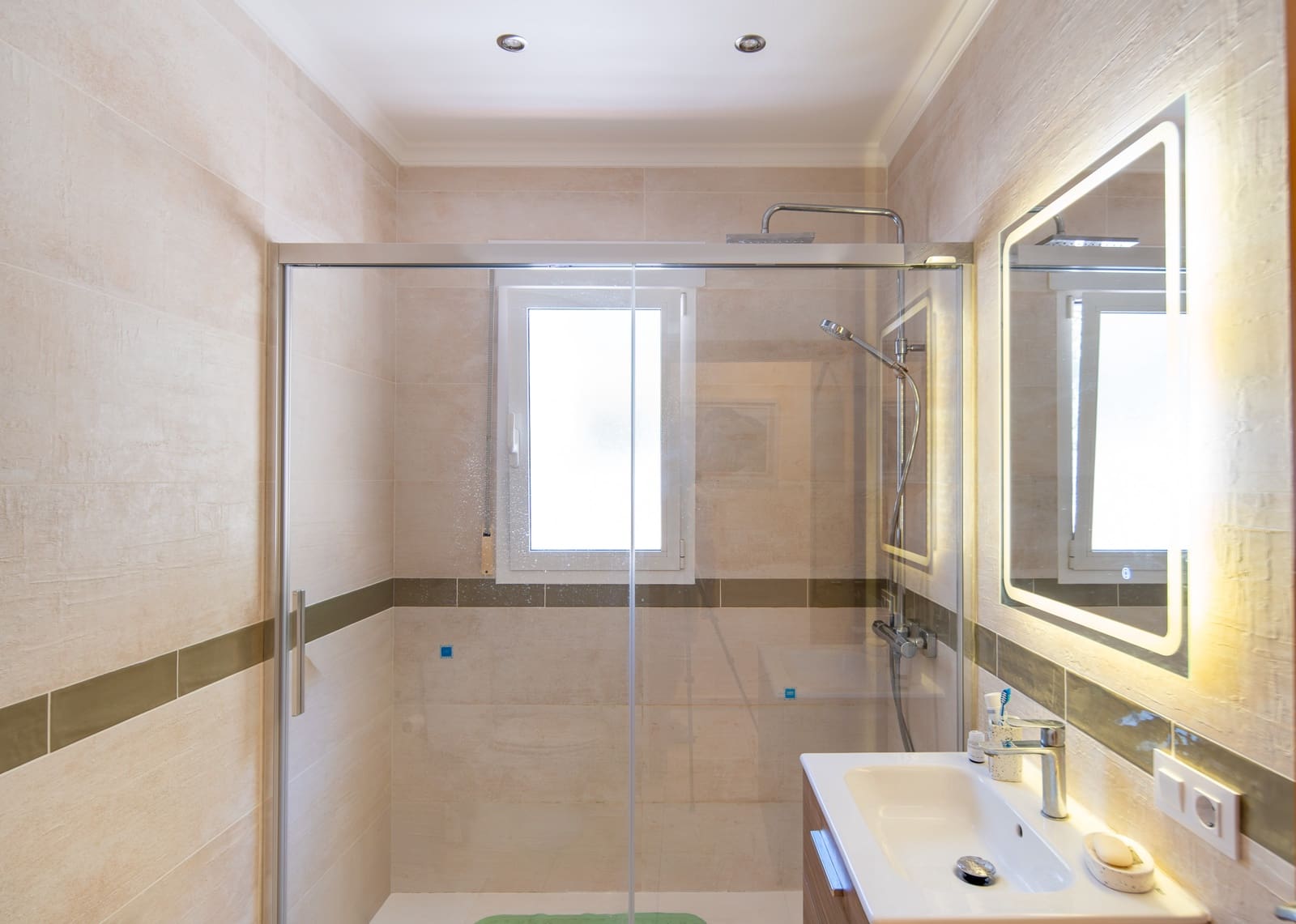 3 sypialnia Willa na sprzedaż w Ambolo z basenem - 795 000 € (Ref: 10120467)