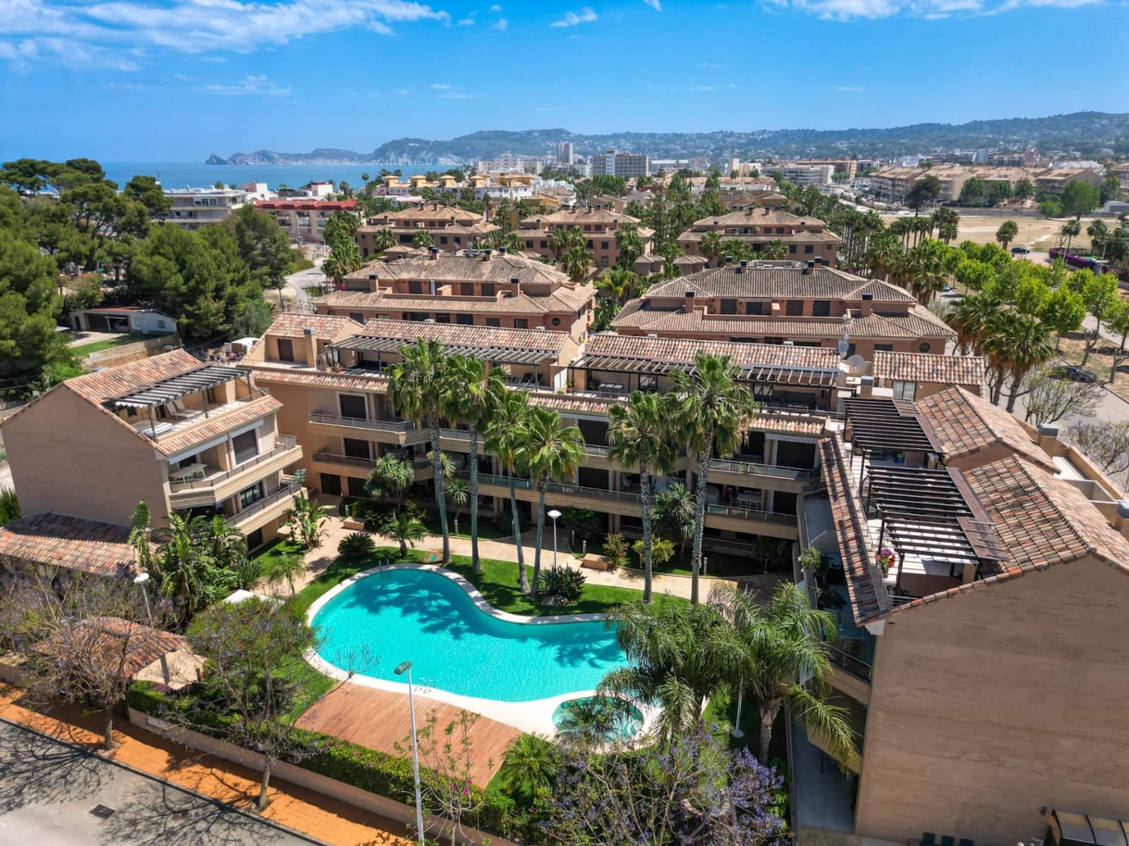 3 soveværelse Penthouse til salg i Arenal med swimmingpool garage - € 999.000 (Ref: 10120474)