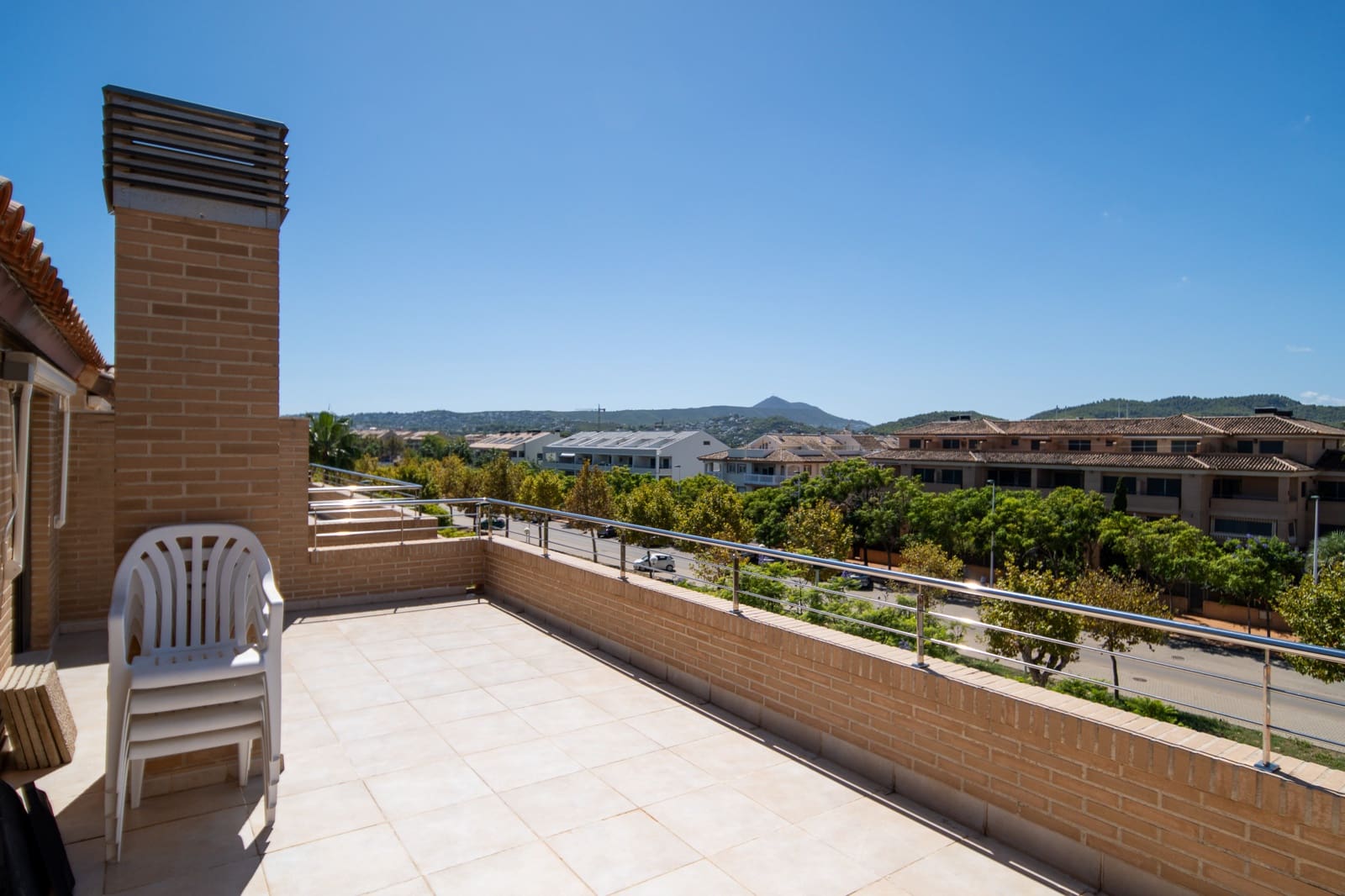 3 soveværelse Penthouse til salg i Arenal med swimmingpool garage - € 999.000 (Ref: 10120474)