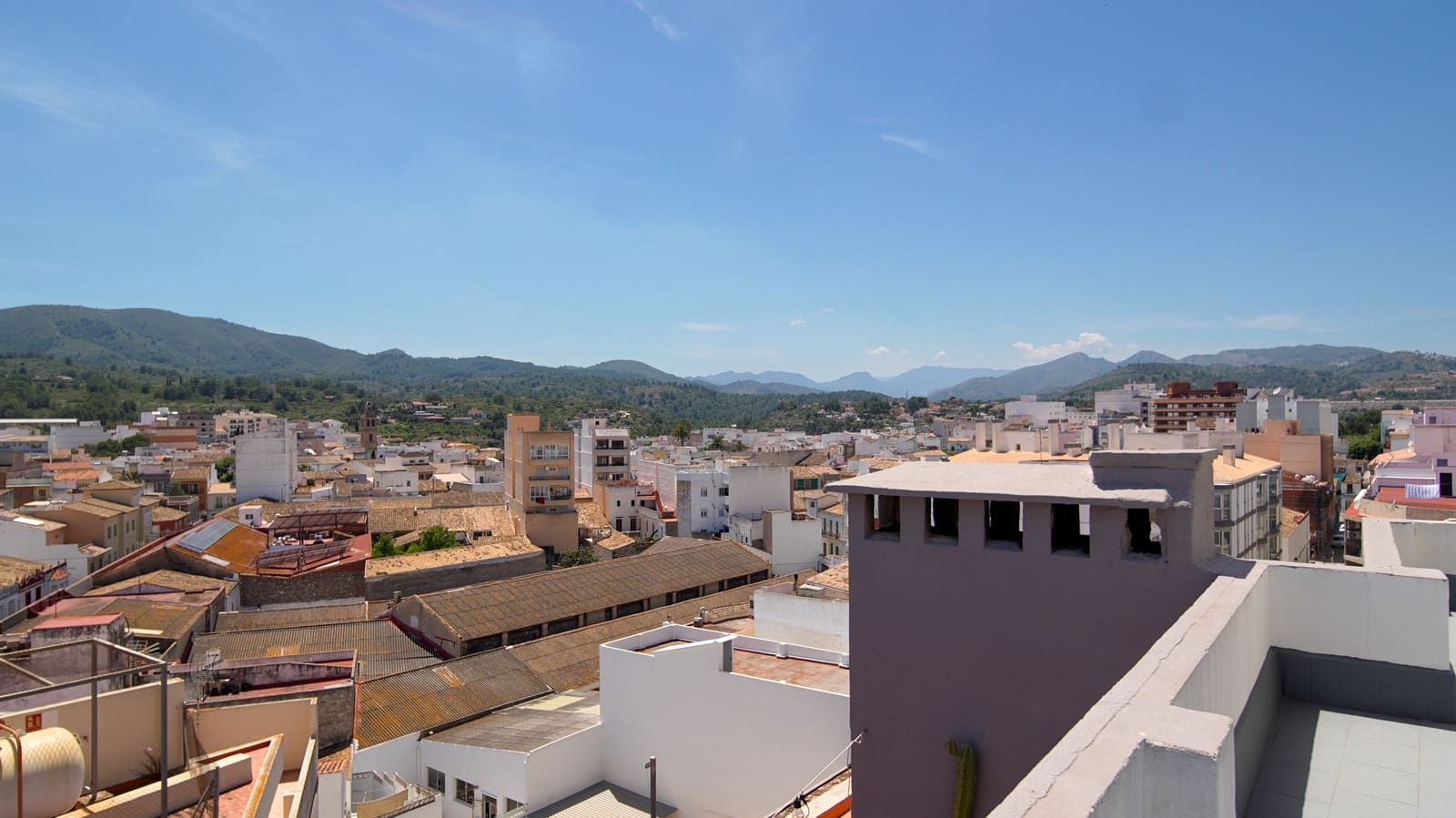 4 bedroom Apartment for sale in Gata de Gorgos with garage - € 450,000 (Ref: 10120486)