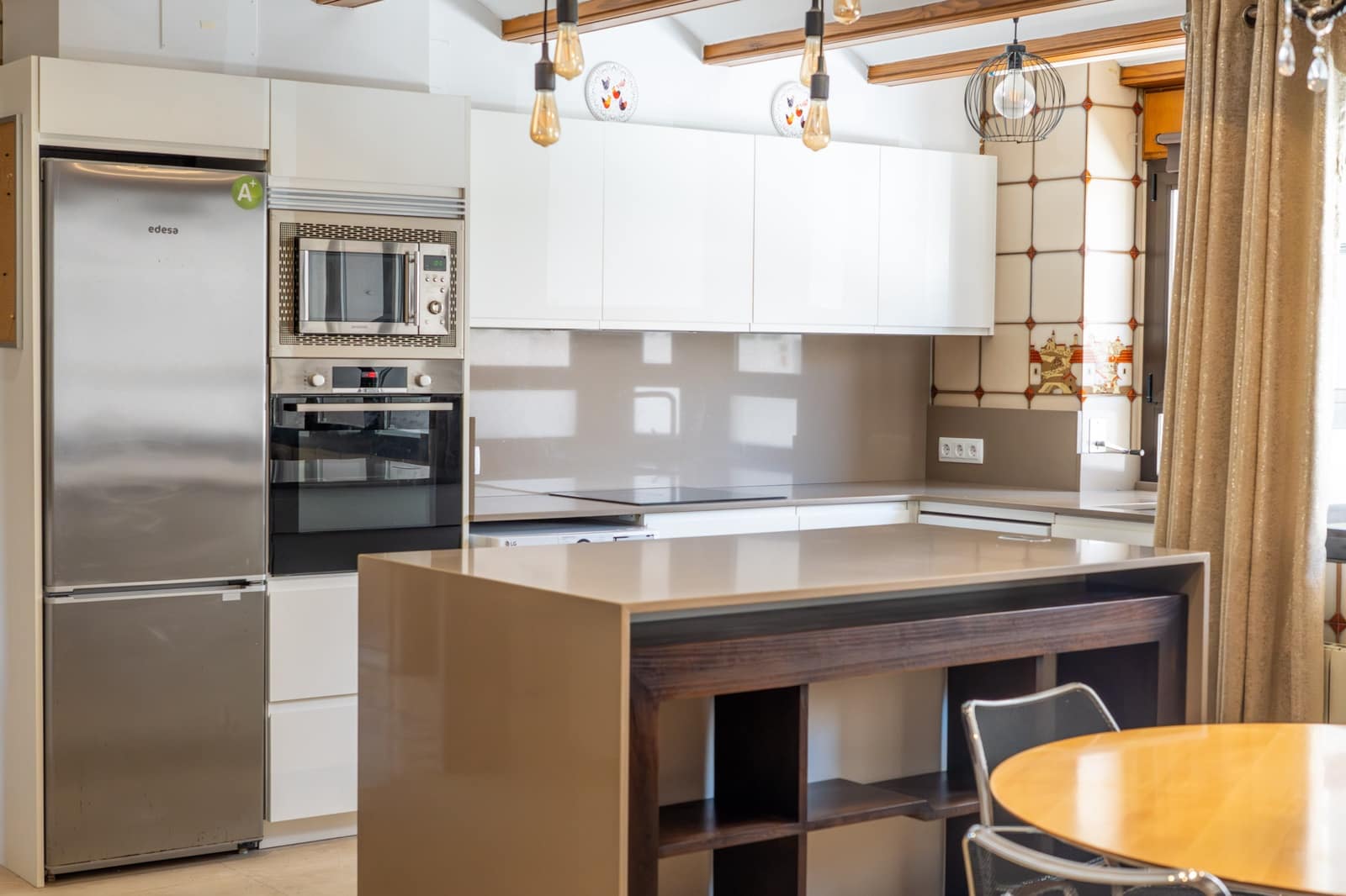 4 bedroom Apartment for sale in Gata de Gorgos with garage - € 450,000 (Ref: 10120486)