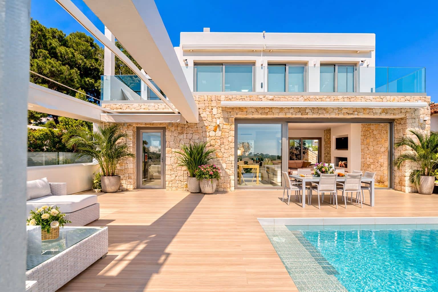 4 soverom Villa til salgs i Javea / Xabia med svømmebasseng garasje - € 1 299 000 (Ref: 10135188)