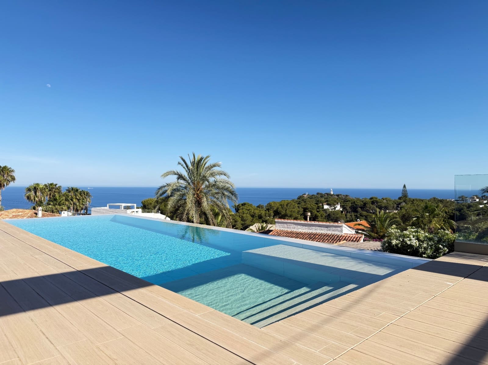 4 soverom Villa til salgs i Javea / Xabia med svømmebasseng garasje - € 1 299 000 (Ref: 10135188)