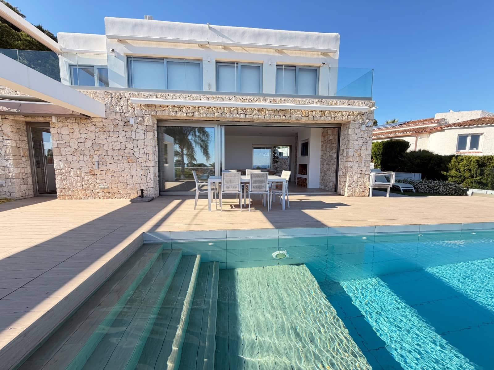 4 soverom Villa til salgs i Javea / Xabia med svømmebasseng garasje - € 1 299 000 (Ref: 10135188)