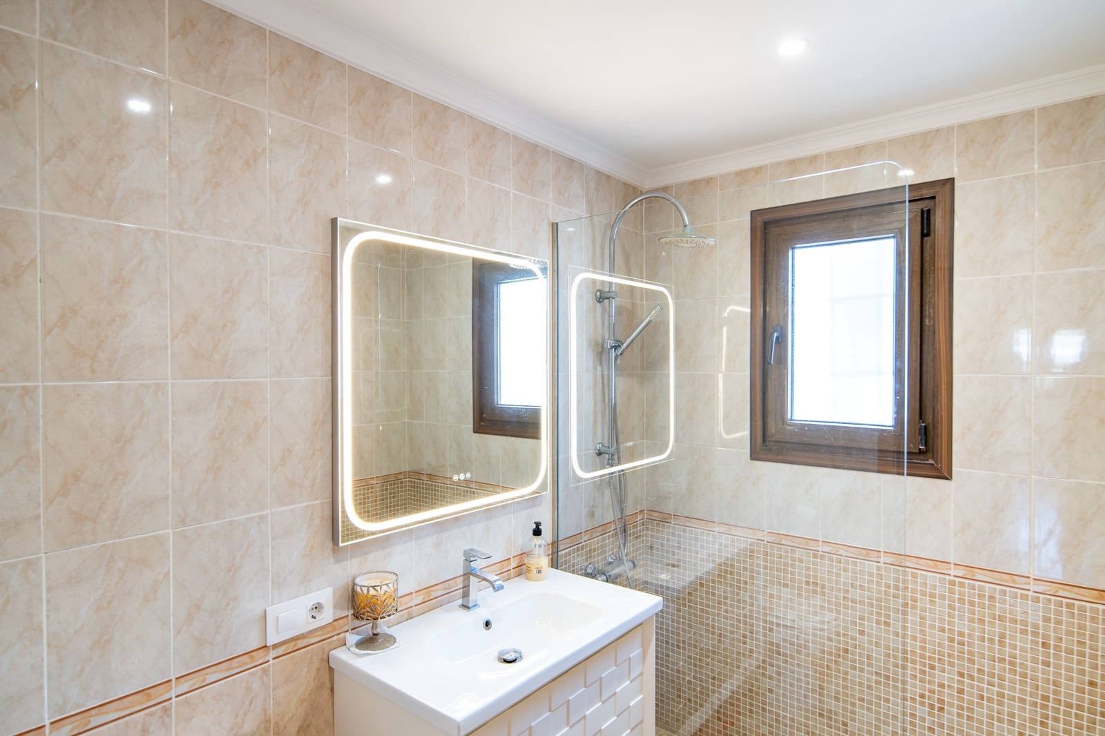 3 camera da letto Villa in vendita in Adsubia con piscina - 1.250.000 € (Rif: 10156910)