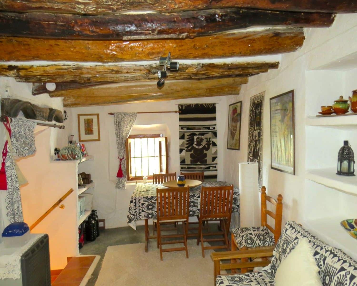4 bedroom Townhouse for sale in Juviles - € 98,000 (Ref: 10022961)