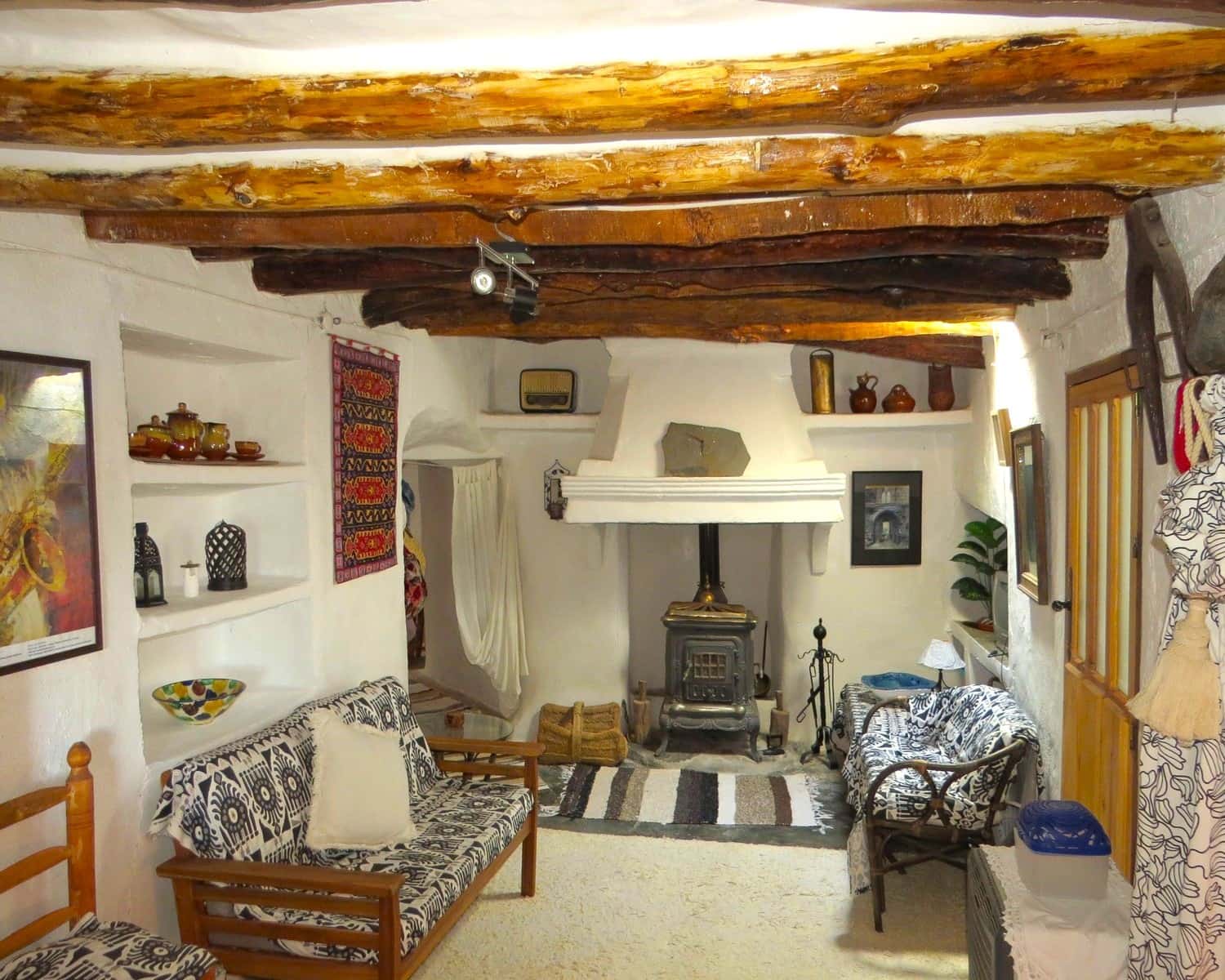 4 bedroom Townhouse for sale in Juviles - € 98,000 (Ref: 10022961)