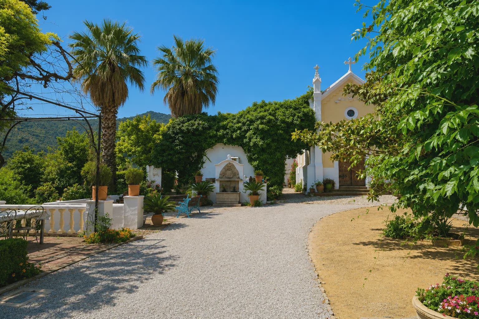 20 Zimmer Hotel zu verkaufen in Otivar mit Pool Garage - 3.495.000 € (Ref: 10022964)