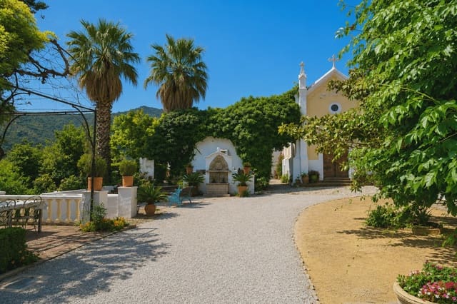 20 Zimmer Hotel zu verkaufen in Otívar mit Pool Garage - 3.495.000 € (Ref: 10022964)