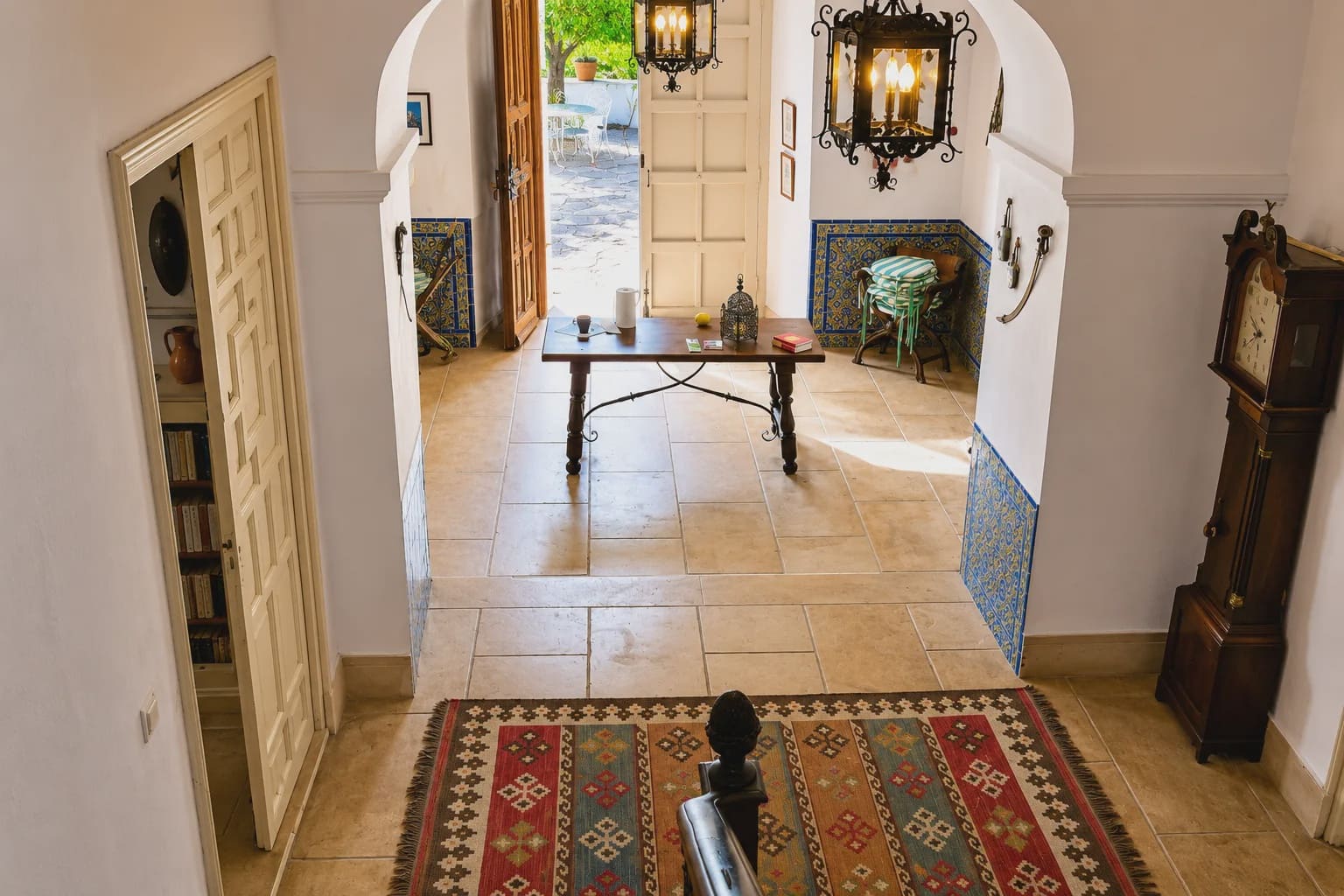 20 Zimmer Hotel zu verkaufen in Otivar mit Pool Garage - 3.495.000 € (Ref: 10022964)