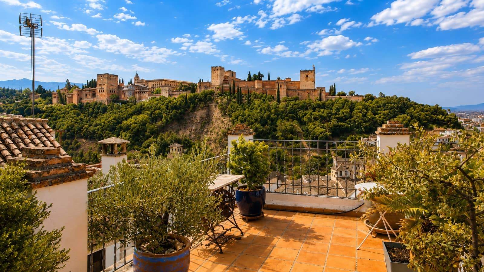 2 soverom Hus til salgs i Granada by med garasje - € 685 000 (Ref: 10022966)