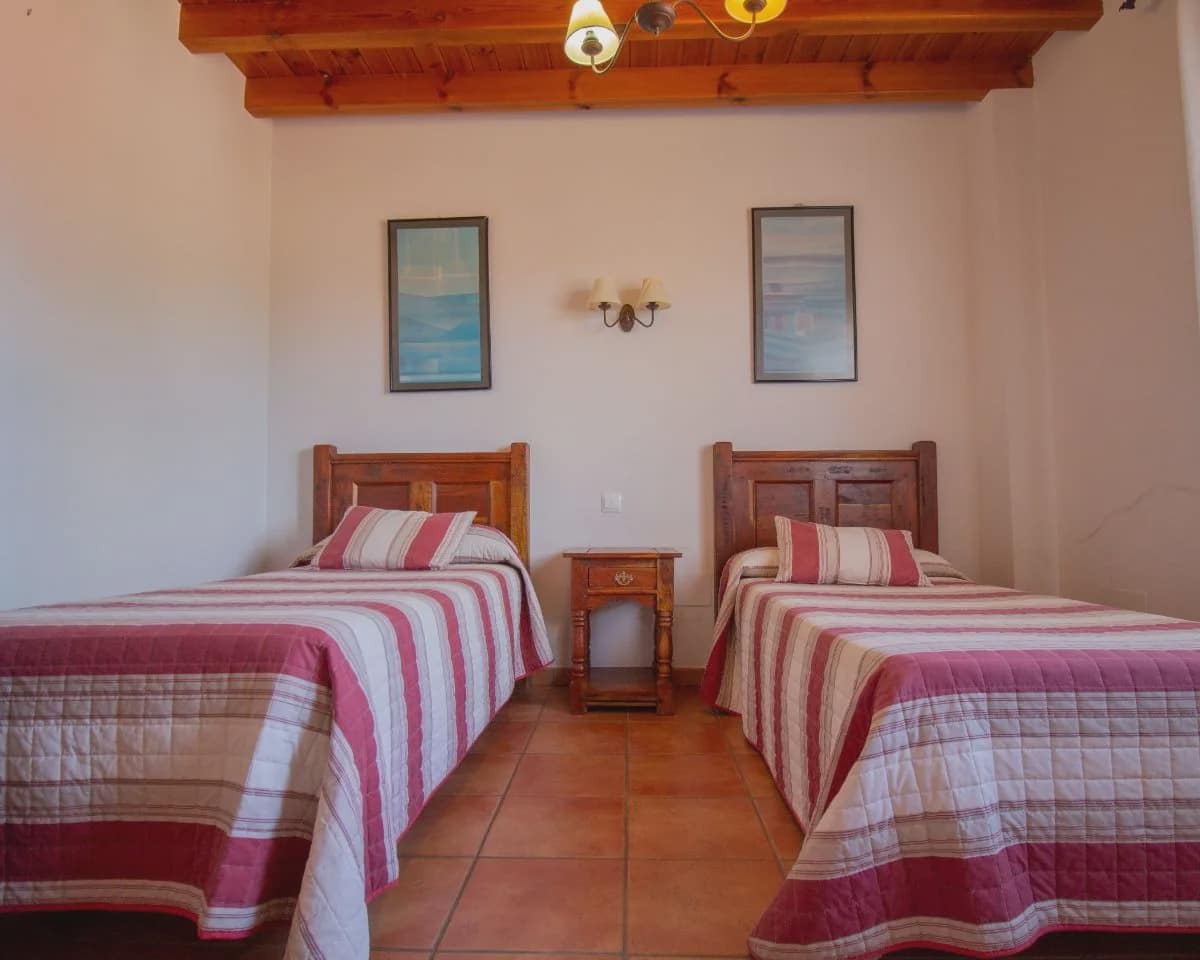 9 camera da letto Finca/Casa di Campagna in vendita in Navaluenga con piscina - 545.000 € (Rif: 10022967)