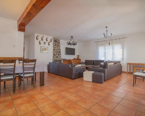 9 bedroom Finca/Country House for sale in Navaluenga with pool - € 545,000 (Ref: 10022967)