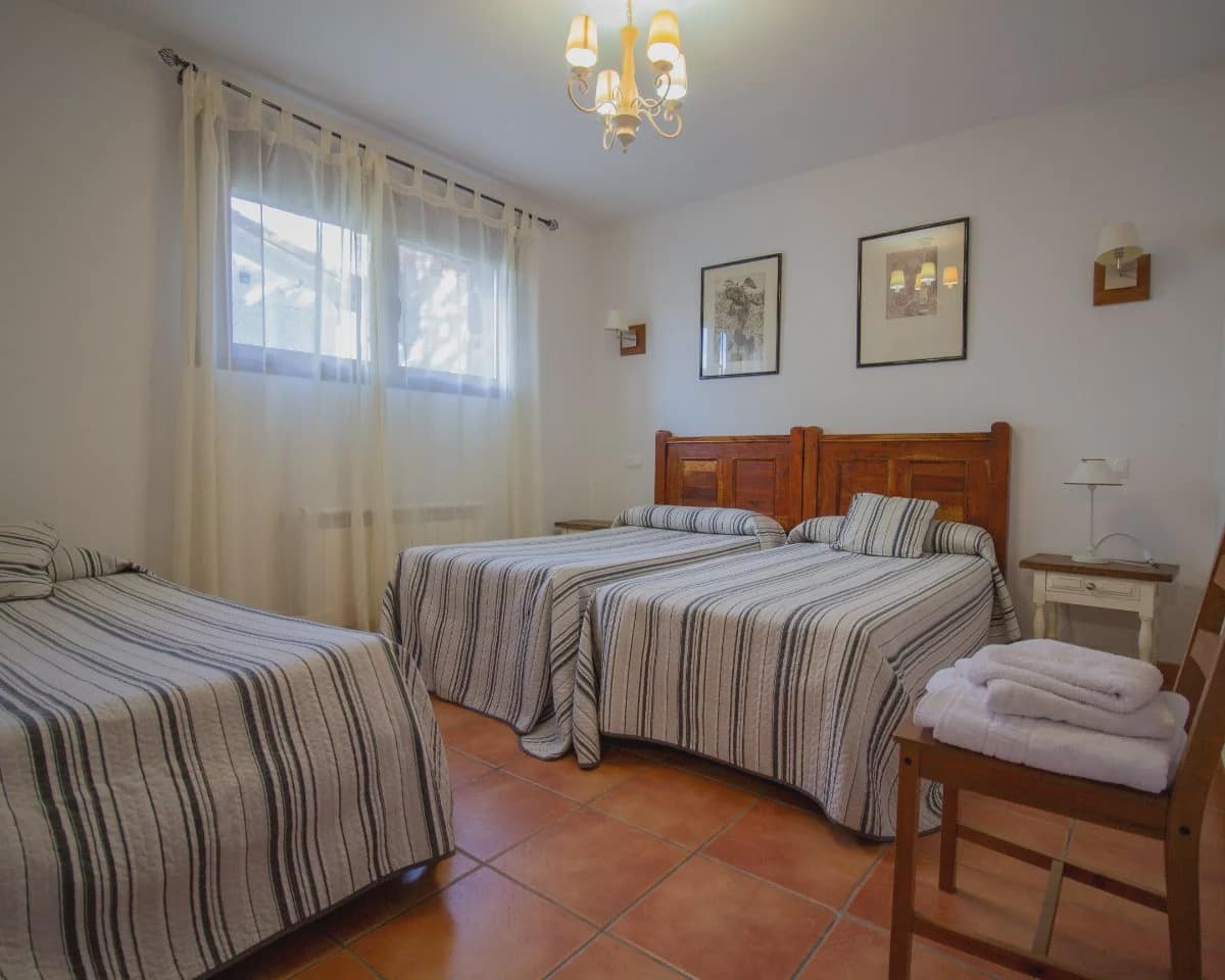 9 camera da letto Finca/Casa di Campagna in vendita in Navaluenga con piscina - 545.000 € (Rif: 10022967)