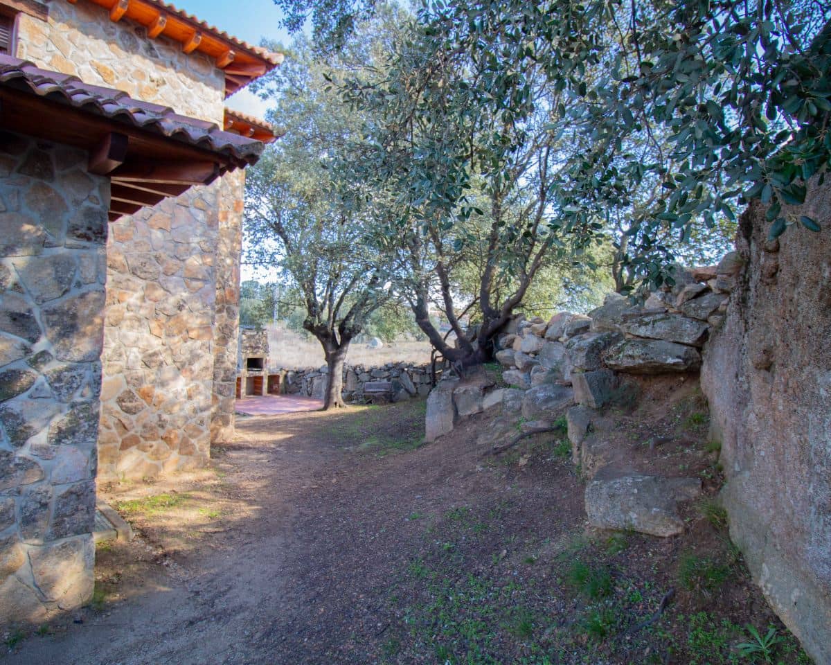9 camera da letto Finca/Casa di Campagna in vendita in Navaluenga con piscina - 545.000 € (Rif: 10022967)
