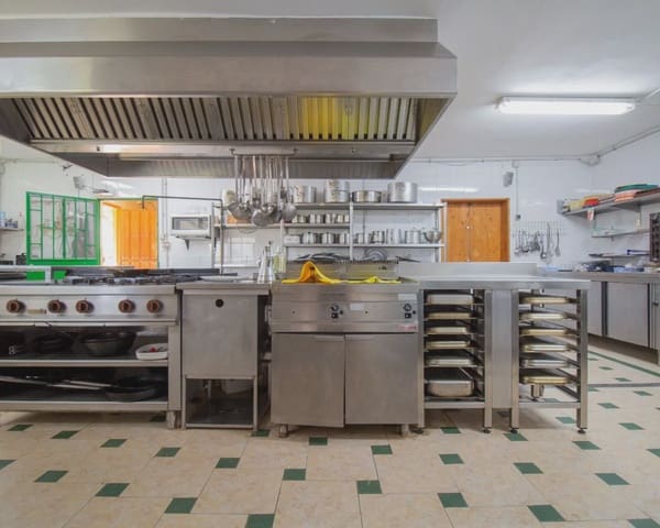 27 bedroom Finca/Country House for sale in Boceguillas with pool - € 1,200,000 (Ref: 10022968)