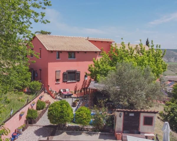 10 quarto Casa em Banda para venda em Cogolludo com garagem - 320 000 € (Ref: 10022969)