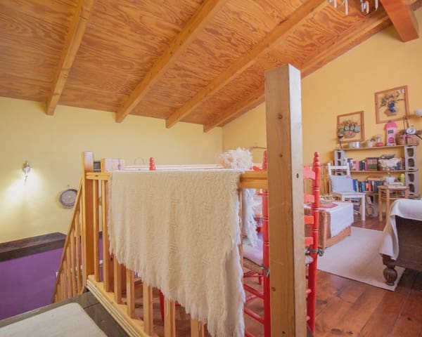 10 quarto Casa em Banda para venda em Cogolludo com garagem - 320 000 € (Ref: 10022969)