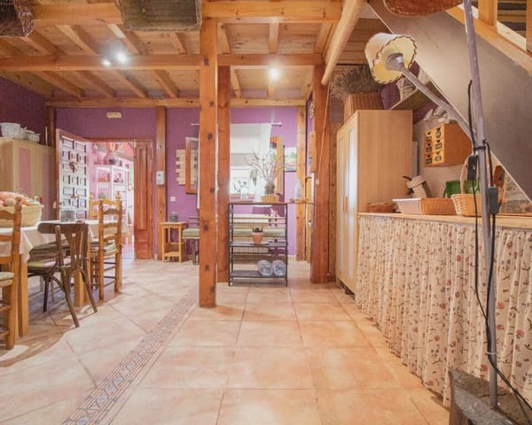 10 quarto Casa em Banda para venda em Cogolludo com garagem - 320 000 € (Ref: 10022969)