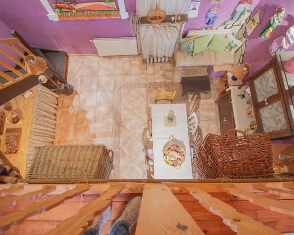 10 quarto Casa em Banda para venda em Cogolludo com garagem - 320 000 € (Ref: 10022969)
