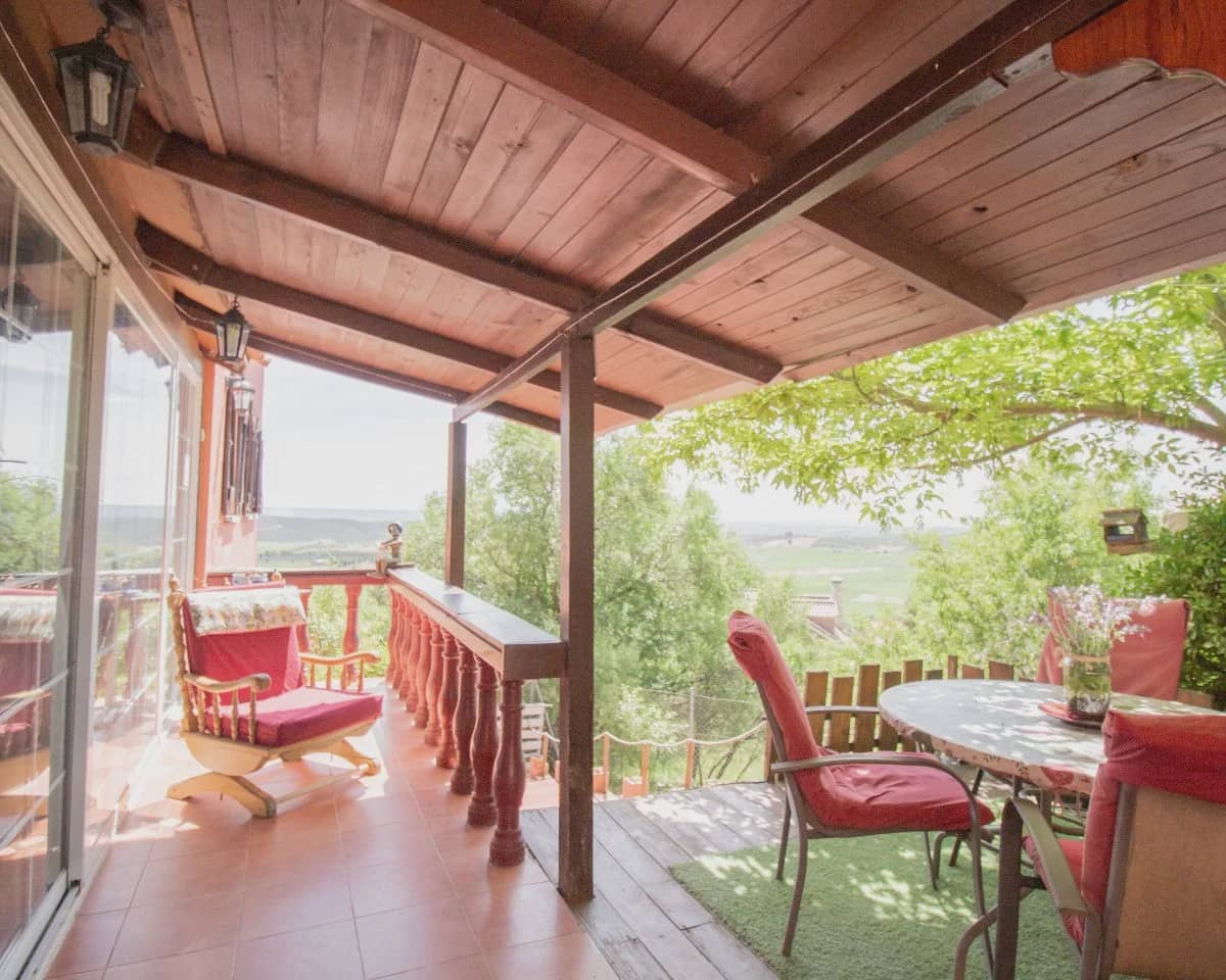 10 bedroom Townhouse for sale in Cogolludo with garage - € 320,000 (Ref: 10022969)