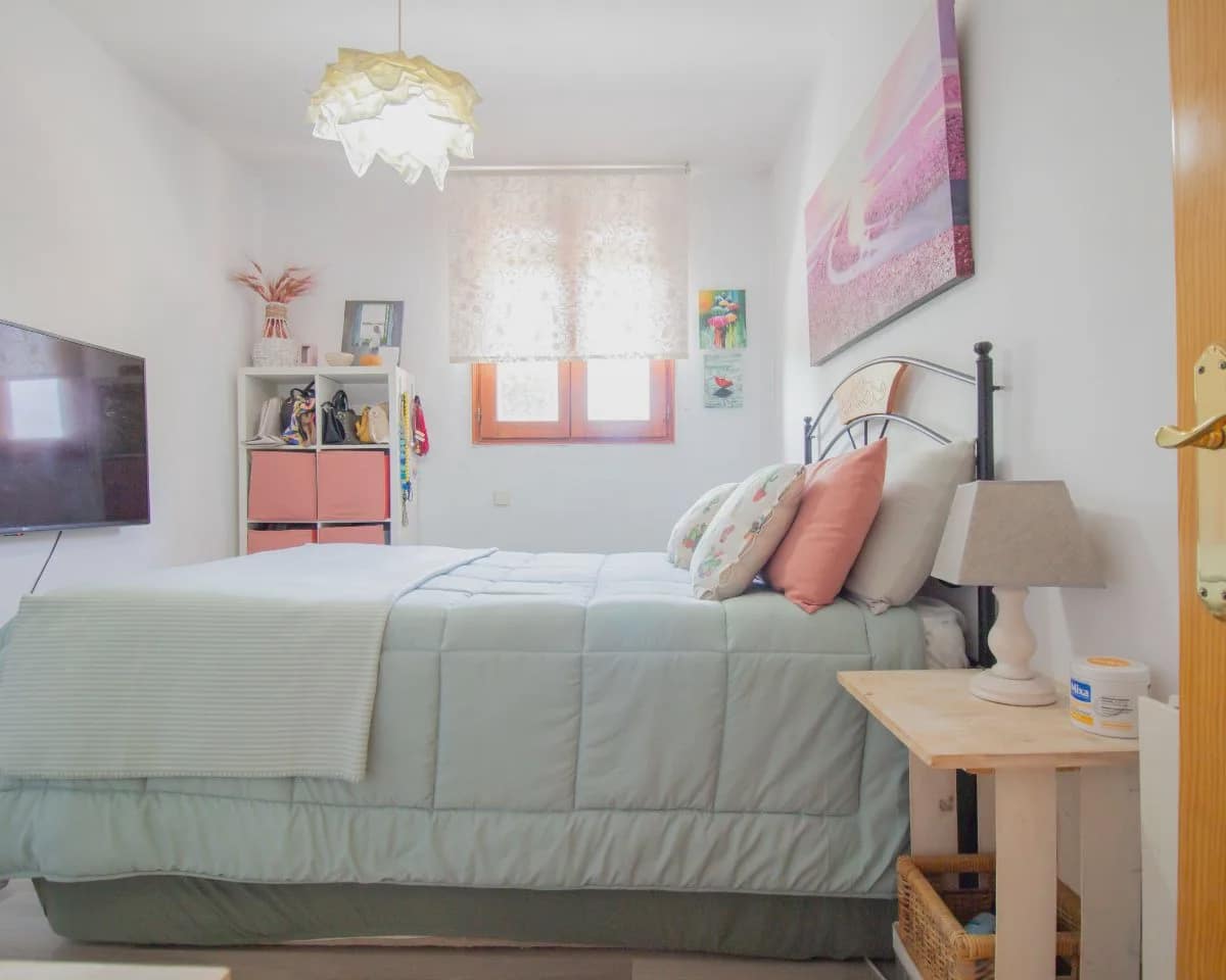 10 bedroom Townhouse for sale in Cogolludo with garage - € 320,000 (Ref: 10022969)