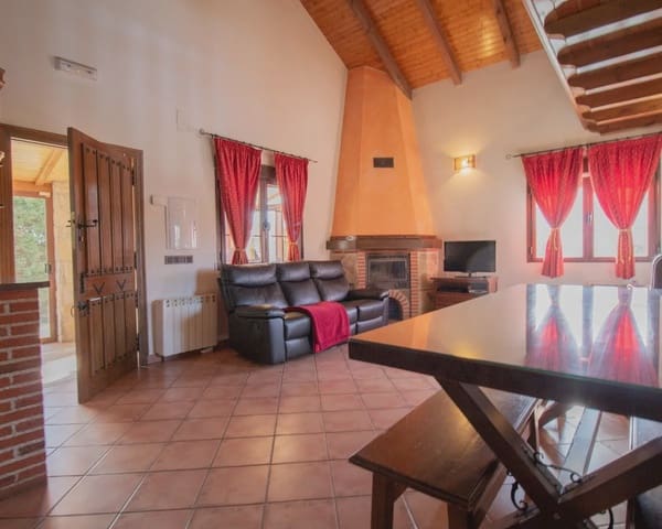 5 bedroom Finca/Country House for sale in Burgohondo with pool garage - € 410,000 (Ref: 10022970)