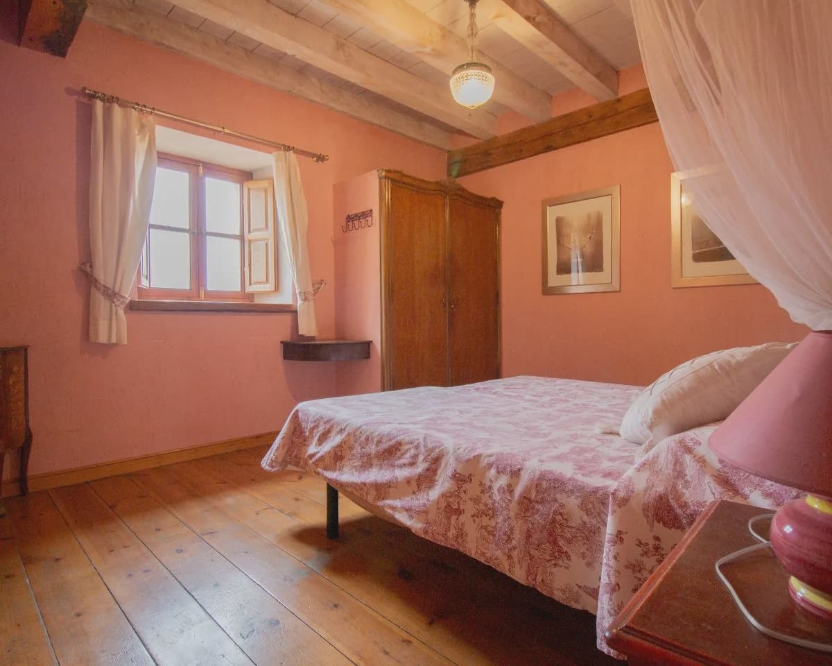 5 quarto Casa em Banda para venda em Cubillo com piscina - 475 000 € (Ref: 10022971)