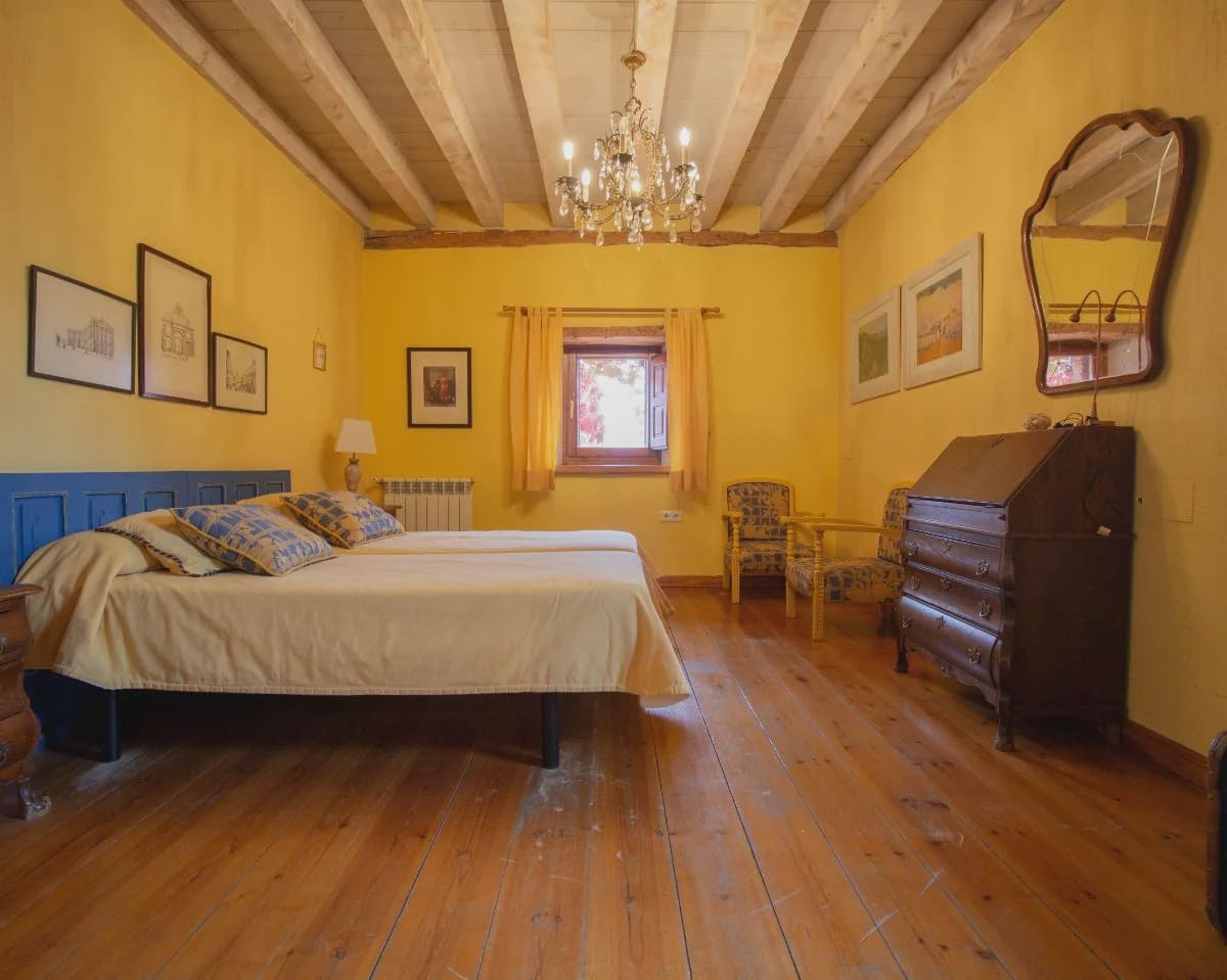 5 quarto Casa em Banda para venda em Cubillo com piscina - 475 000 € (Ref: 10022971)
