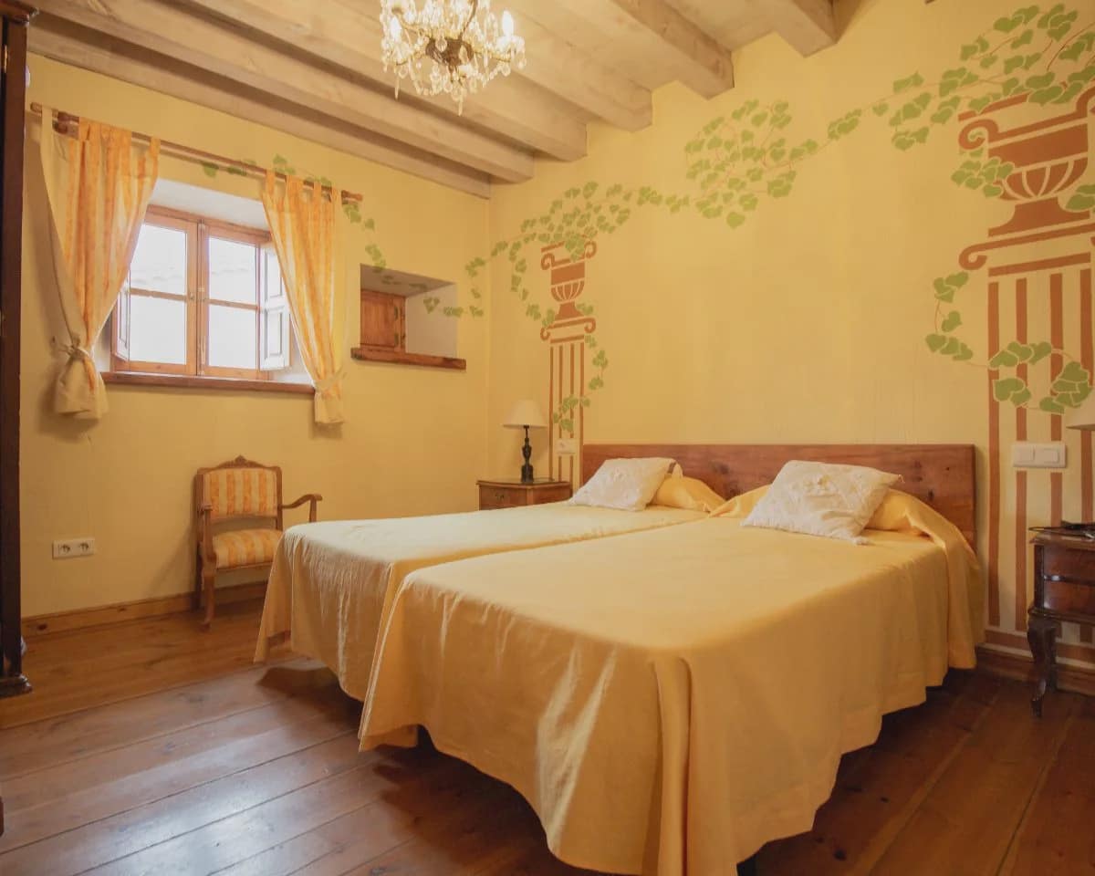 5 quarto Casa em Banda para venda em Cubillo com piscina - 475 000 € (Ref: 10022971)