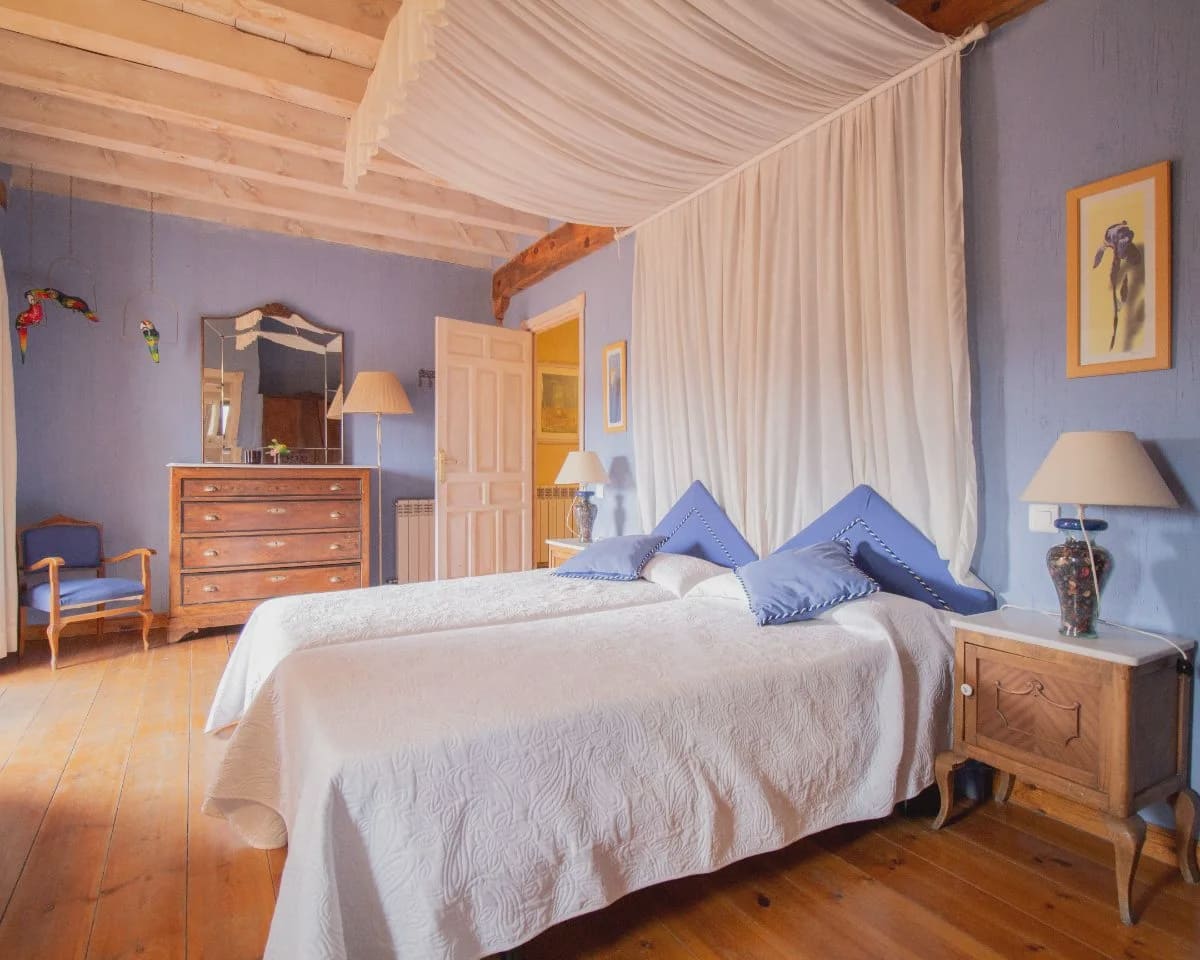 5 quarto Casa em Banda para venda em Cubillo com piscina - 475 000 € (Ref: 10022971)