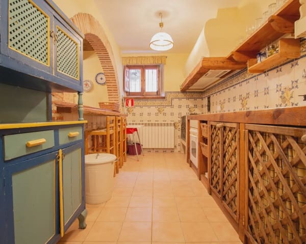 5 quarto Casa em Banda para venda em Cubillo com piscina - 475 000 € (Ref: 10022971)