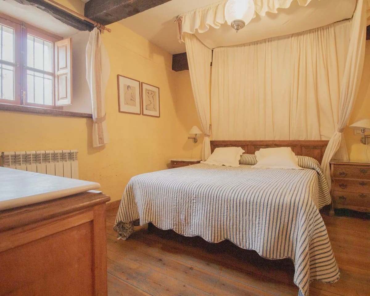 5 quarto Casa em Banda para venda em Cubillo com piscina - 475 000 € (Ref: 10022971)