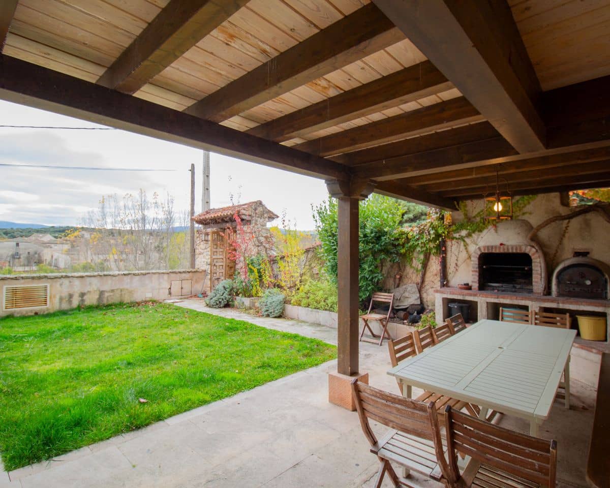 5 quarto Casa em Banda para venda em Cubillo com piscina - 475 000 € (Ref: 10022971)
