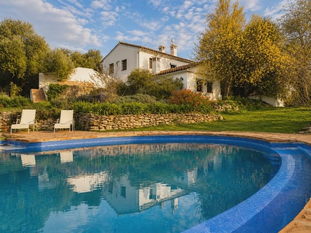 3 bedroom Finca/Country House for sale in Algatocín with pool - € 495,000 (Ref: 10022973)