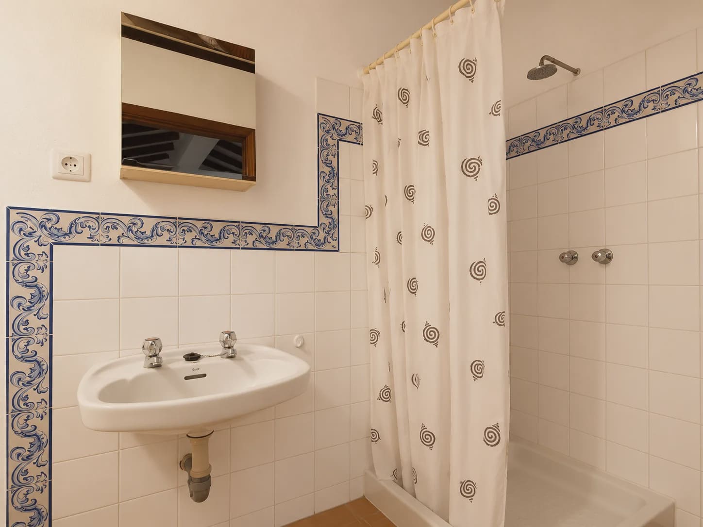 3 chambre Finca/Maison de Campagne à vendre à Algatocin avec piscine - 495 000 € (Ref: 10022973)