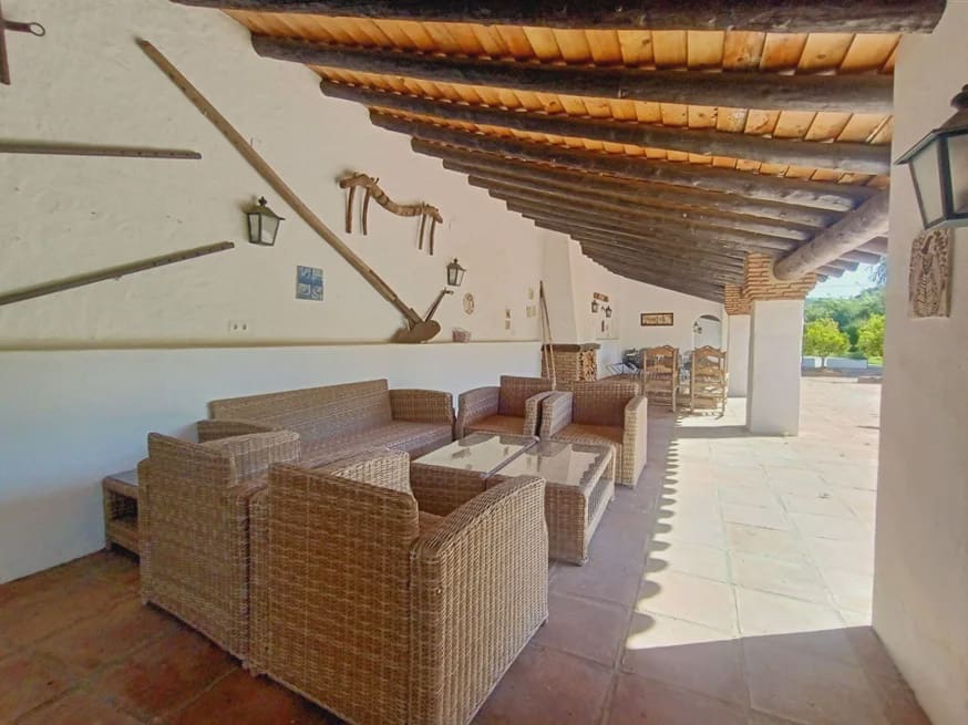 8 bedroom Finca/Country House for sale in Gaucin with pool - € 2,800,000 (Ref: 10022979)