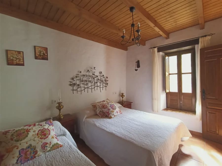 5 sypialnia Finka/Dom wiejski na sprzedaż w Jimena de la Frontera z basenem garażem - 890 000 € (Ref: 10022980)