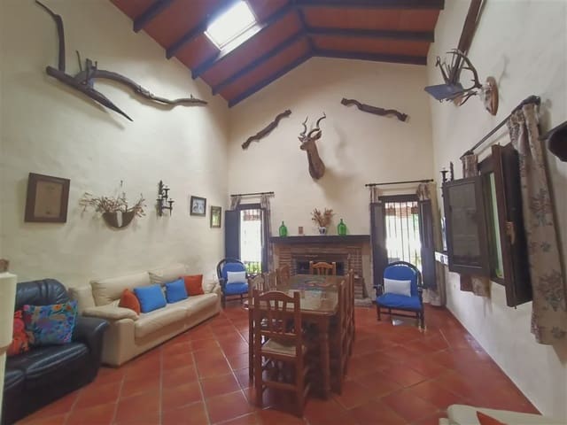 5 sypialnia Finka/Dom wiejski na sprzedaż w Jimena de la Frontera z basenem garażem - 890 000 € (Ref: 10022980)