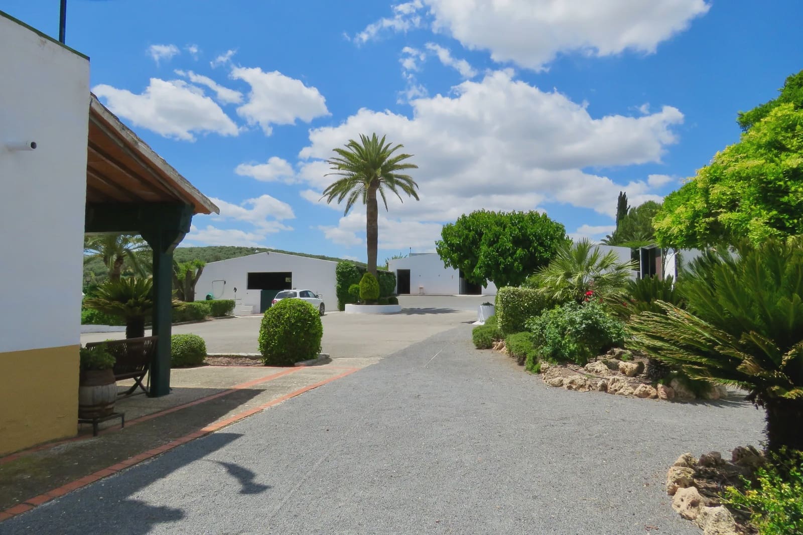 11 Zimmer Finca/Landgut zu verkaufen in Lucena mit Pool Garage - 950.000 € (Ref: 10022982)