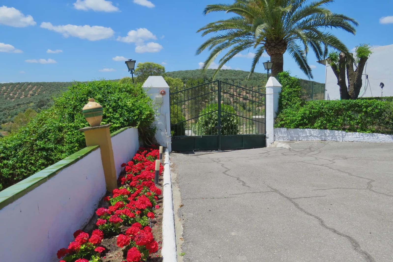 11 Zimmer Finca/Landgut zu verkaufen in Lucena mit Pool Garage - 950.000 € (Ref: 10022982)