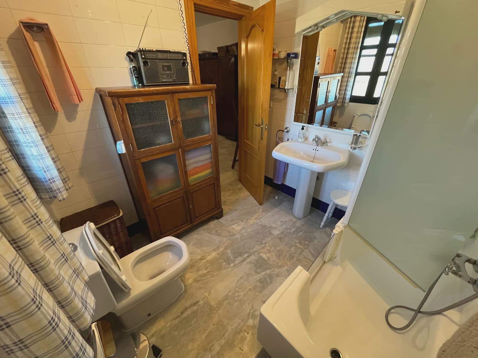 11 Zimmer Finca/Landgut zu verkaufen in Lucena mit Pool Garage - 950.000 € (Ref: 10022982)