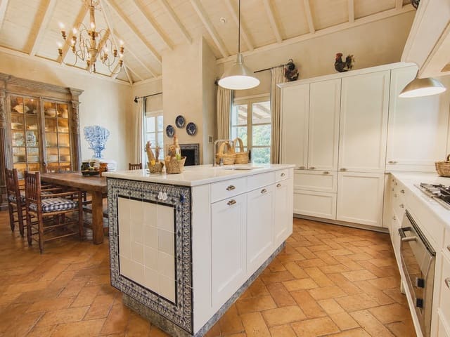 4 chambre Finca/Maison de Campagne à vendre à Cortes de la Frontera avec piscine garage - 3 950 000 € (Ref: 10022983)