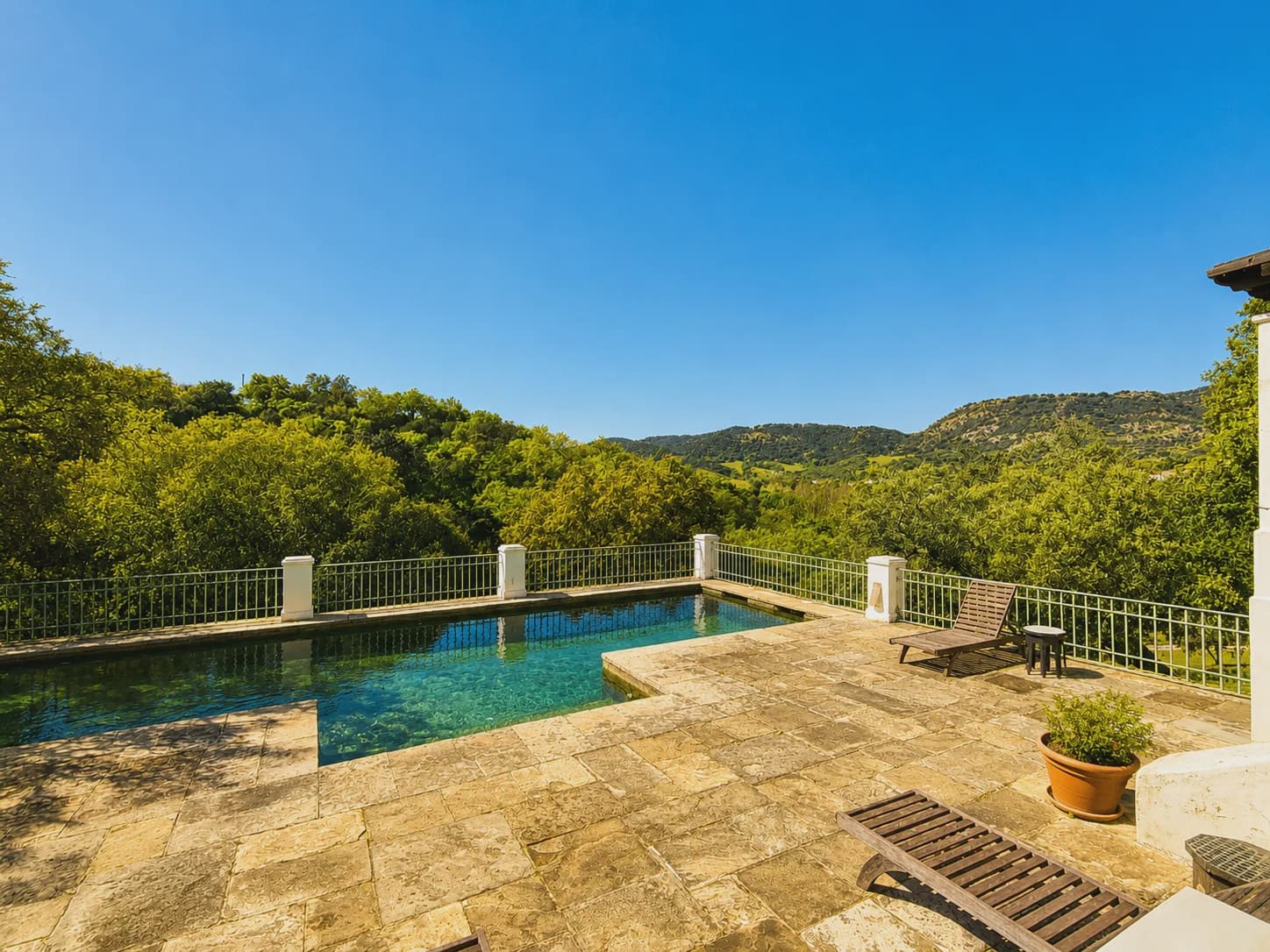 4 chambre Finca/Maison de Campagne à vendre à Cortes de la Frontera avec piscine garage - 3 950 000 € (Ref: 10022983)